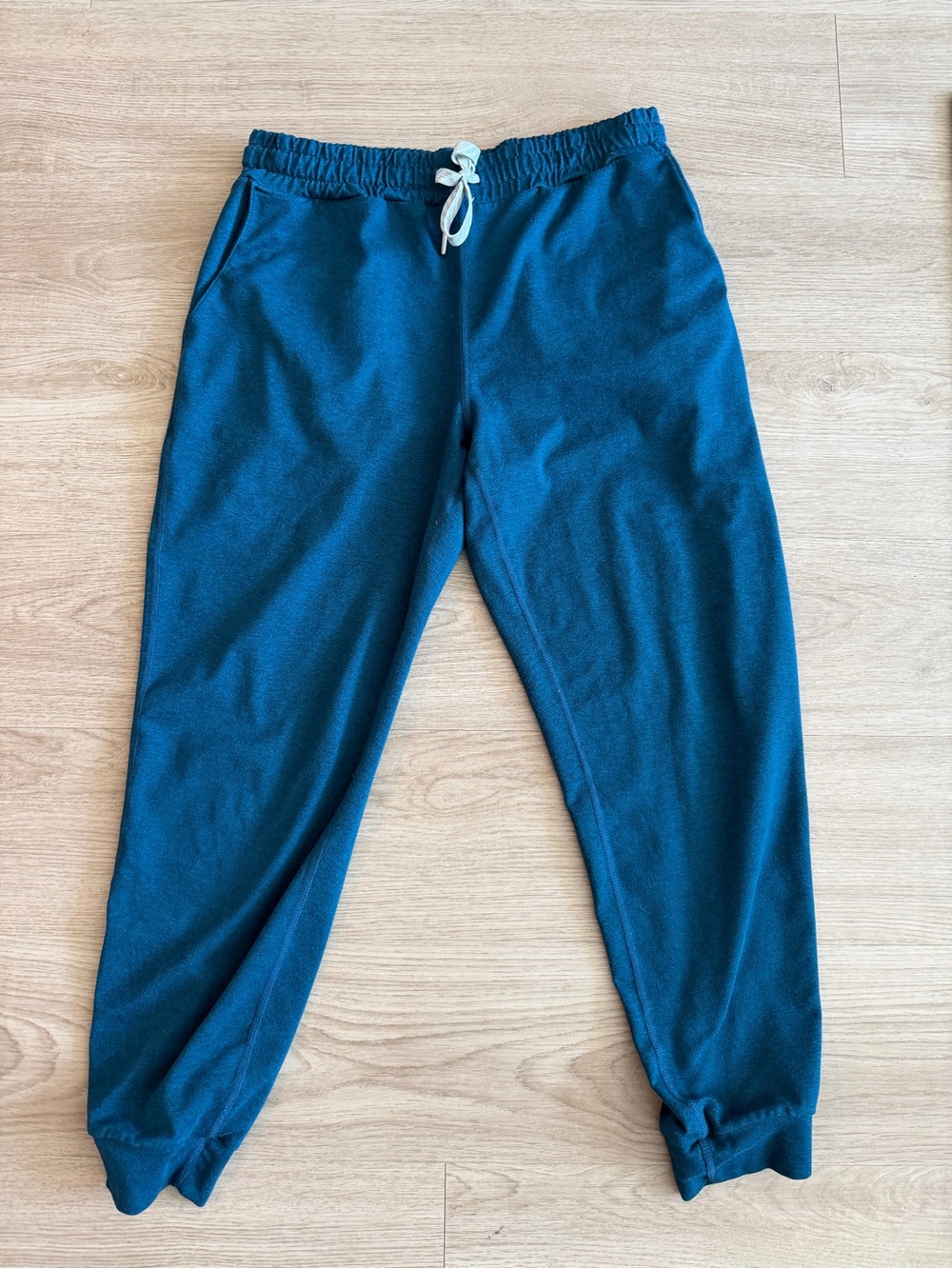 Vuori Performance Joggers